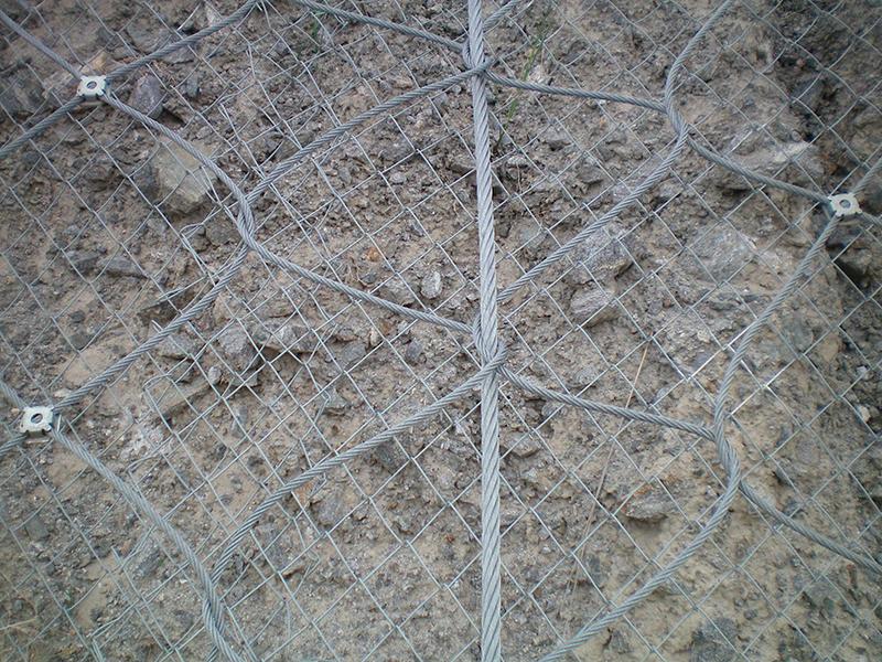 主動防護網系統